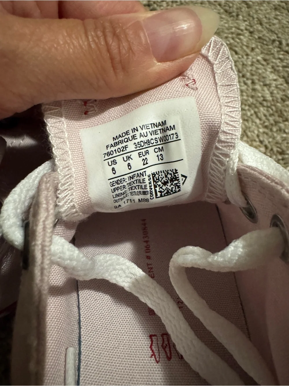 Toddler Girl’s Size 6 Infant Converse CTAS OX in Barely Rose Shoes